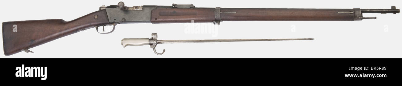 Un fucile francese Lebel M 1886/93, calibro 8 x 50r, numero di serie h40751, numero di bullone rs32479, realizzato dalla fabbrica St.Etienne nel 1888. Resti sostanziali di bluing originale. Con un primo modello a baionetta con manico di metallo bianco, senza scabbard. Storico, storico, 19th secolo, pistola, armi, arma da fuoco, arma da fuoco, armi da fuoco, armi, armi, arma, arma, dispositivo di combattimento, oggetto, oggetti, alambicchi, clippings, taglio, taglio, cut-out, cut-outs, militare, militaria, pezzo di attrezzatura, Foto Stock