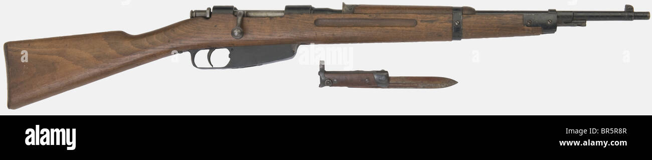 Un fucile corto italiano Carcano modello 1891/38, calibro 6,5 x 52, numero di serie UB98333. Nero repainted post-guerra, vista semplificata, senza la sua imbracatura, ma con una baionetta pieghevole rimovibile senza il suo scabbard. Storico, storico, 19th secolo, pistola, armi, arma da fuoco, arma da fuoco, armi da fuoco, armi da fuoco, armi, braccio, dispositivo di combattimento, oggetto, oggetti, alambicchi, clipping, ritagli, taglio, cut-out, cut-out, arma militare, militaria, pezzo di attrezzatura, Foto Stock