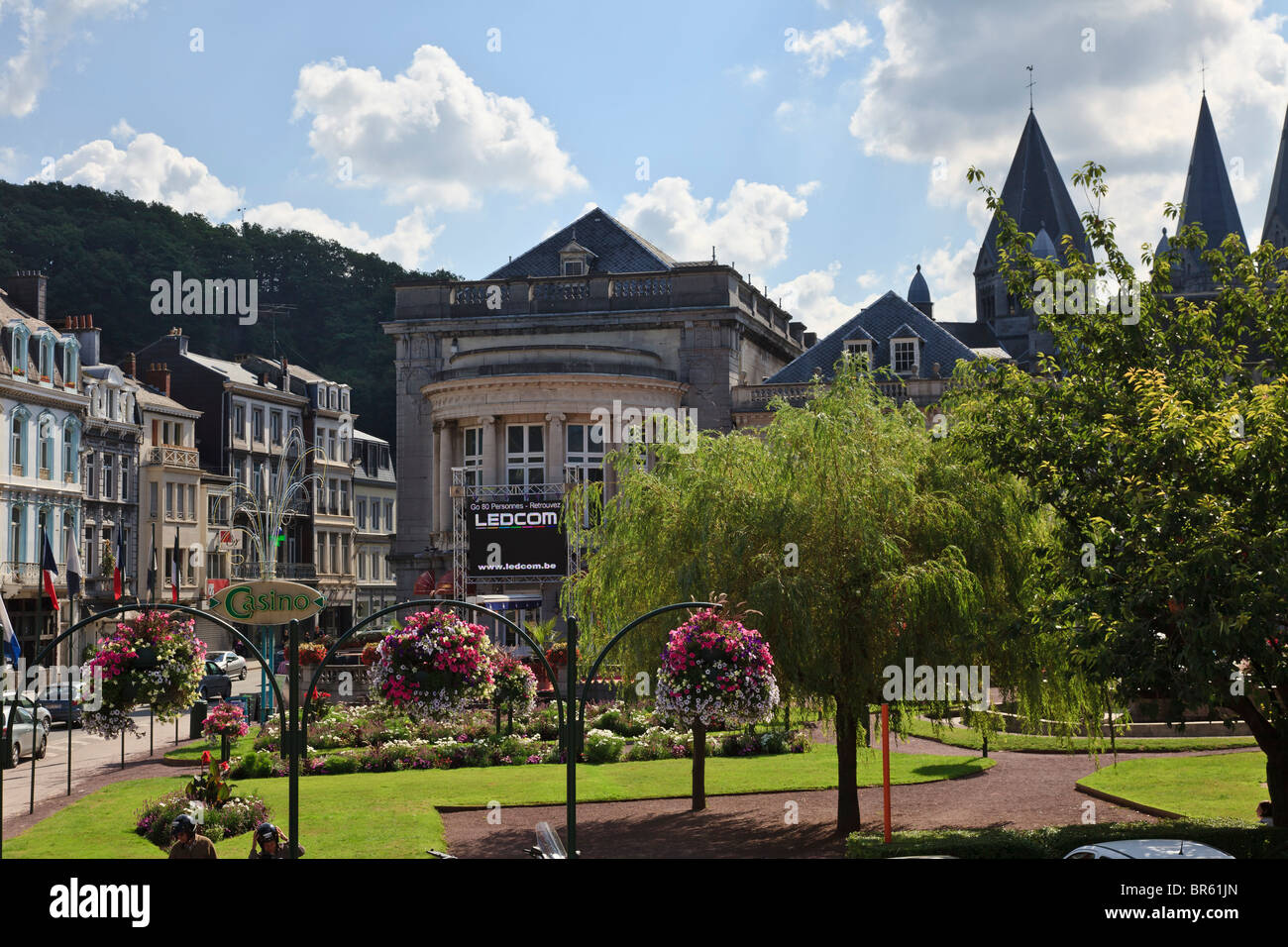 Casino de Spa e la Rue Royale, Spa, la Vallonia, Belgio Foto Stock