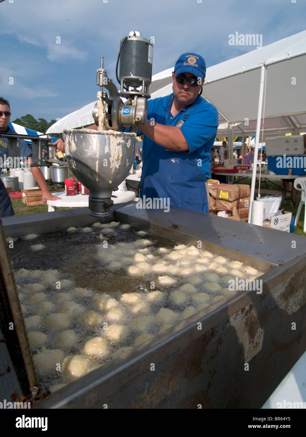 Rotary club volontari al Warren Quahog festival Foto Stock