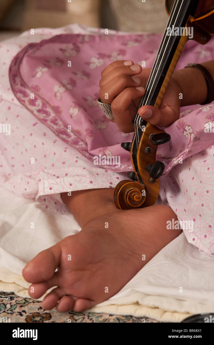 Violino - stili Hindustani (Nord) indiana classica musica vocale Foto Stock