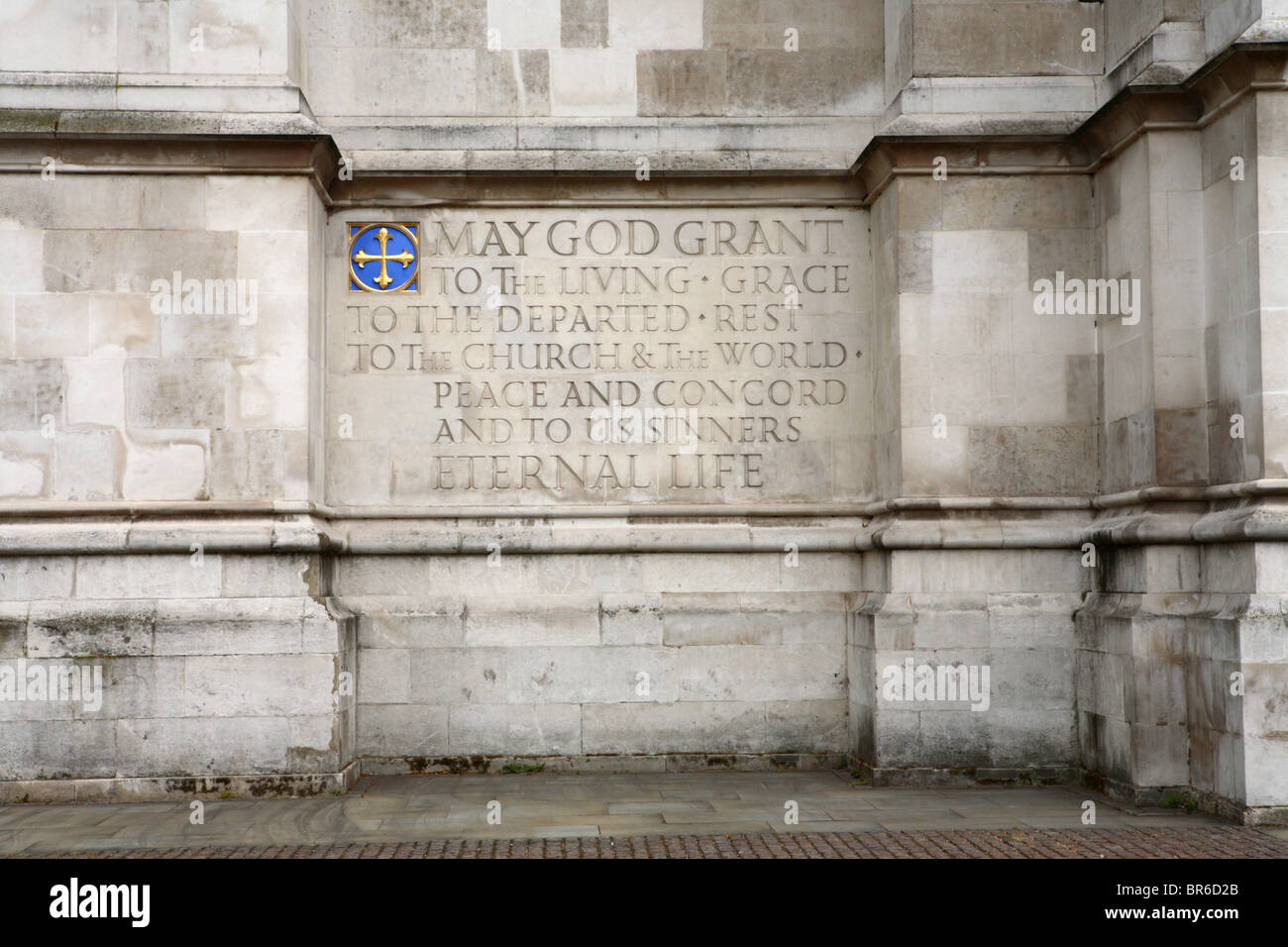 Una scritta sul muro di pietra di St Margarets Chiesa accanto a Westminster Abbey a Westminster, London, SW1. Foto Stock