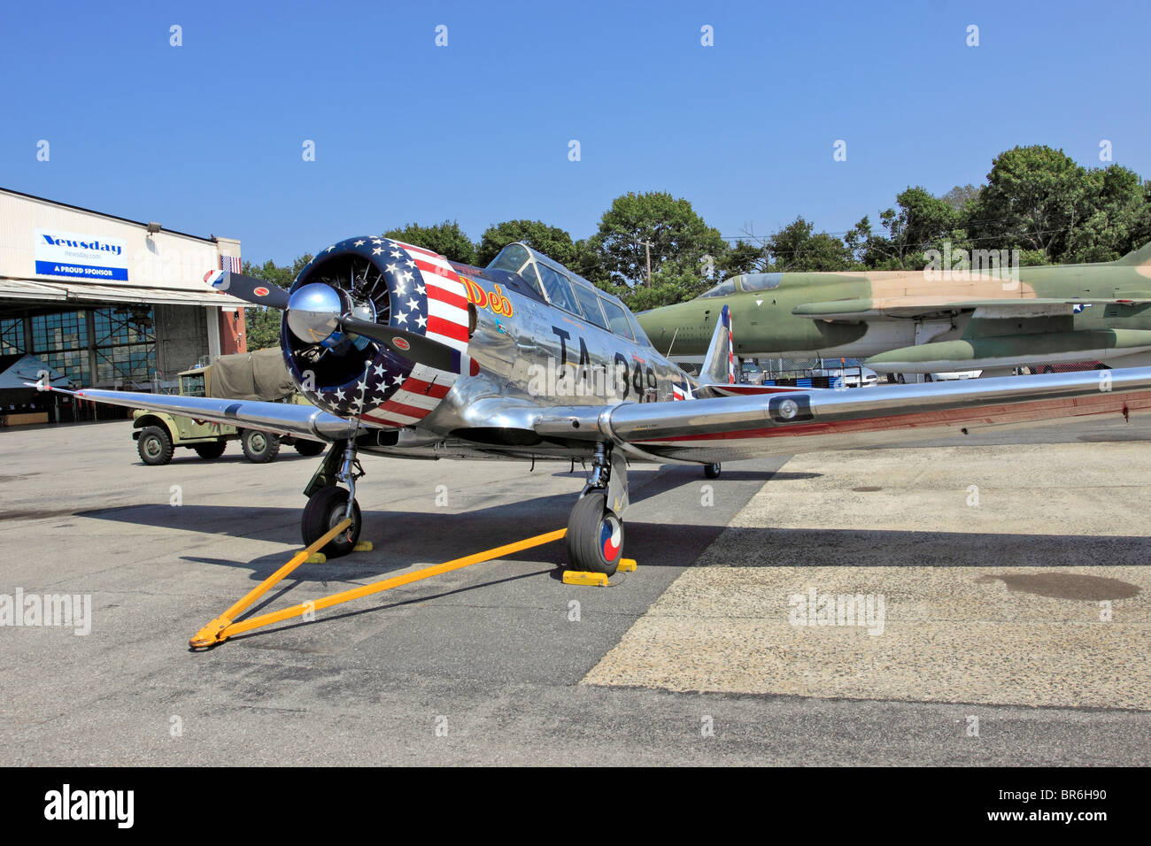 North American T-6 texano WWII trainer American Airpower Museo aeroporto Repubblica Farmingdale Long Island NY Foto Stock