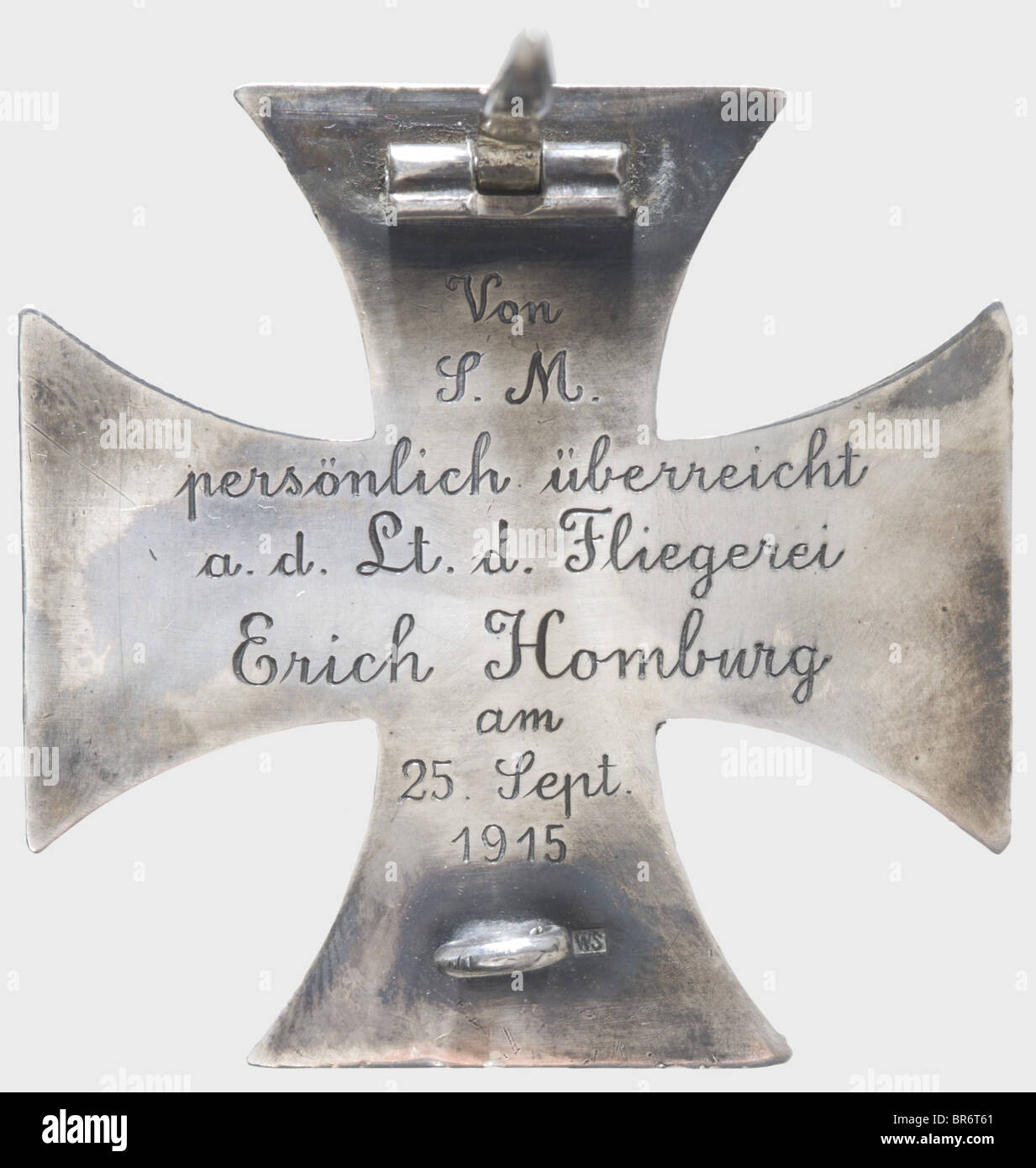 Primo tenente Erich Homburg (1886 - 1954) - Iron Cross 1914 Classe 1st., marchio di fabbrica 'WS' per Wagner & Sohn, Berlino. Anima in ferro, telaio argentato con incisione sul retro 'Von S.M. persönlich überreicht a. d. Fliegerei Erich Homburg Am 25. Settembre 1915' (Dato personalmente al Luogotenente Ernst Homburg il settembre 25th 1915 da S.M.). Ad esso un telegramma effusivo da Homburg alla sua fidanzata 'E. OK.cl. Von s.m.d. kaiser hoechstdero mano persenl. Ueberreicht bekommen = erich. Der prinz' (ferro croce classe 1st dato personalmente da h, Foto Stock