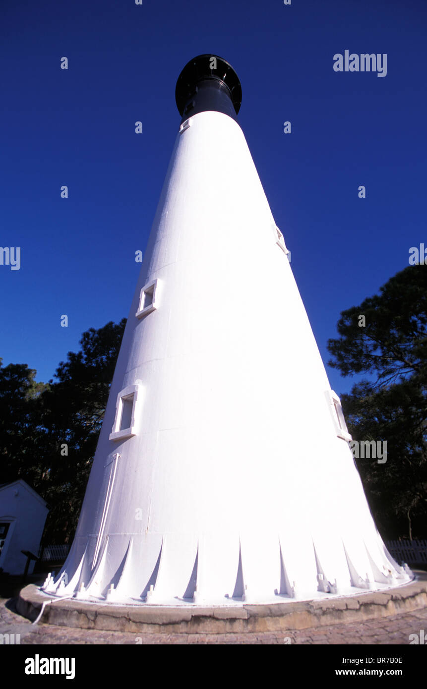 Un faro in caccia Island State Park South Carolina. Foto Stock