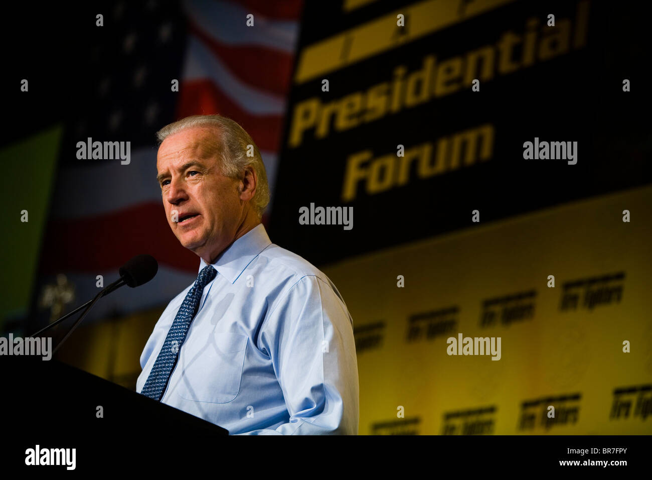 Presidential hopefuls parlare in un forum bipartisan ospitata dalla Associazione Internazionale dei Vigili del Fuoco Foto Stock