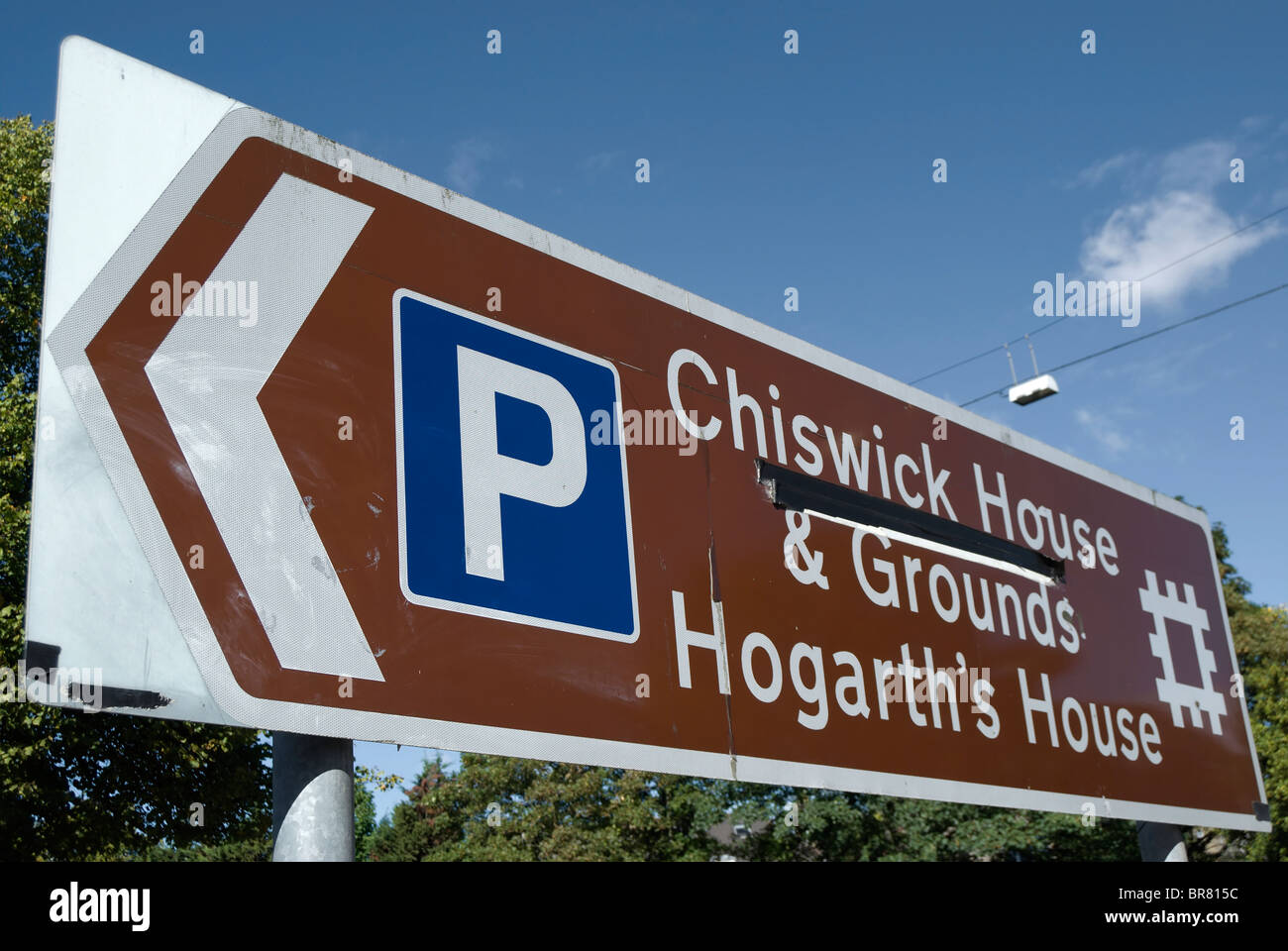 English Heritage direzione segno per Chiswick House e giardini, e Hogarth's House, a Chiswick, a ovest di Londra - Inghilterra Foto Stock