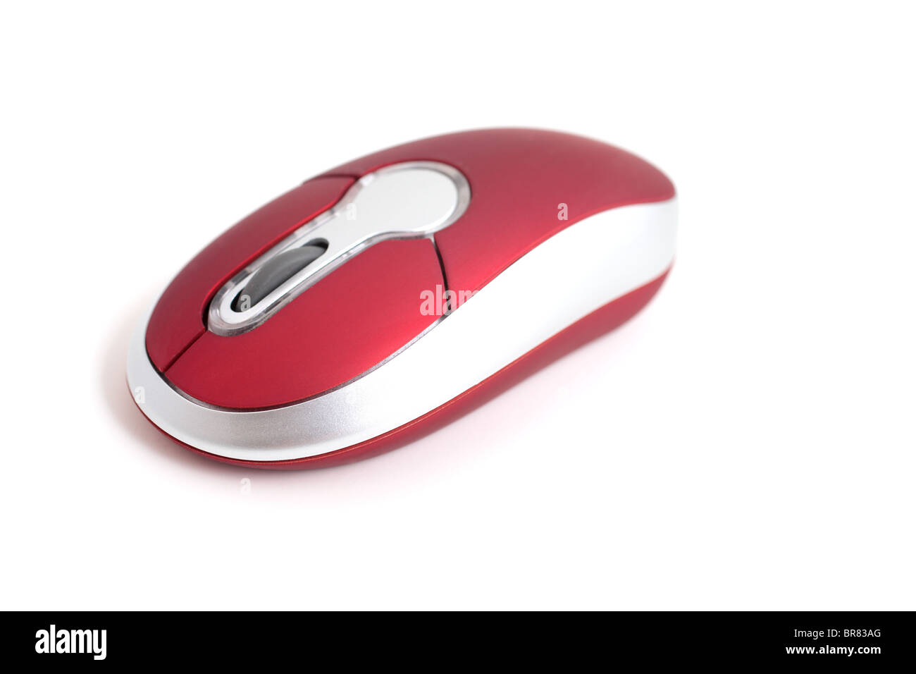 Rosso piccolo mouse del computer isolati su sfondo bianco Foto Stock