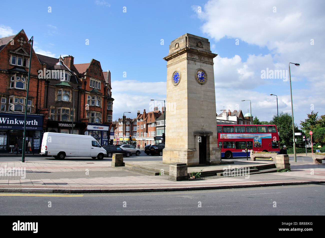 La Torre dell'Orologio, Finchley Road, Golders Green, London Borough of Barnet, Greater London, England, Regno Unito Foto Stock