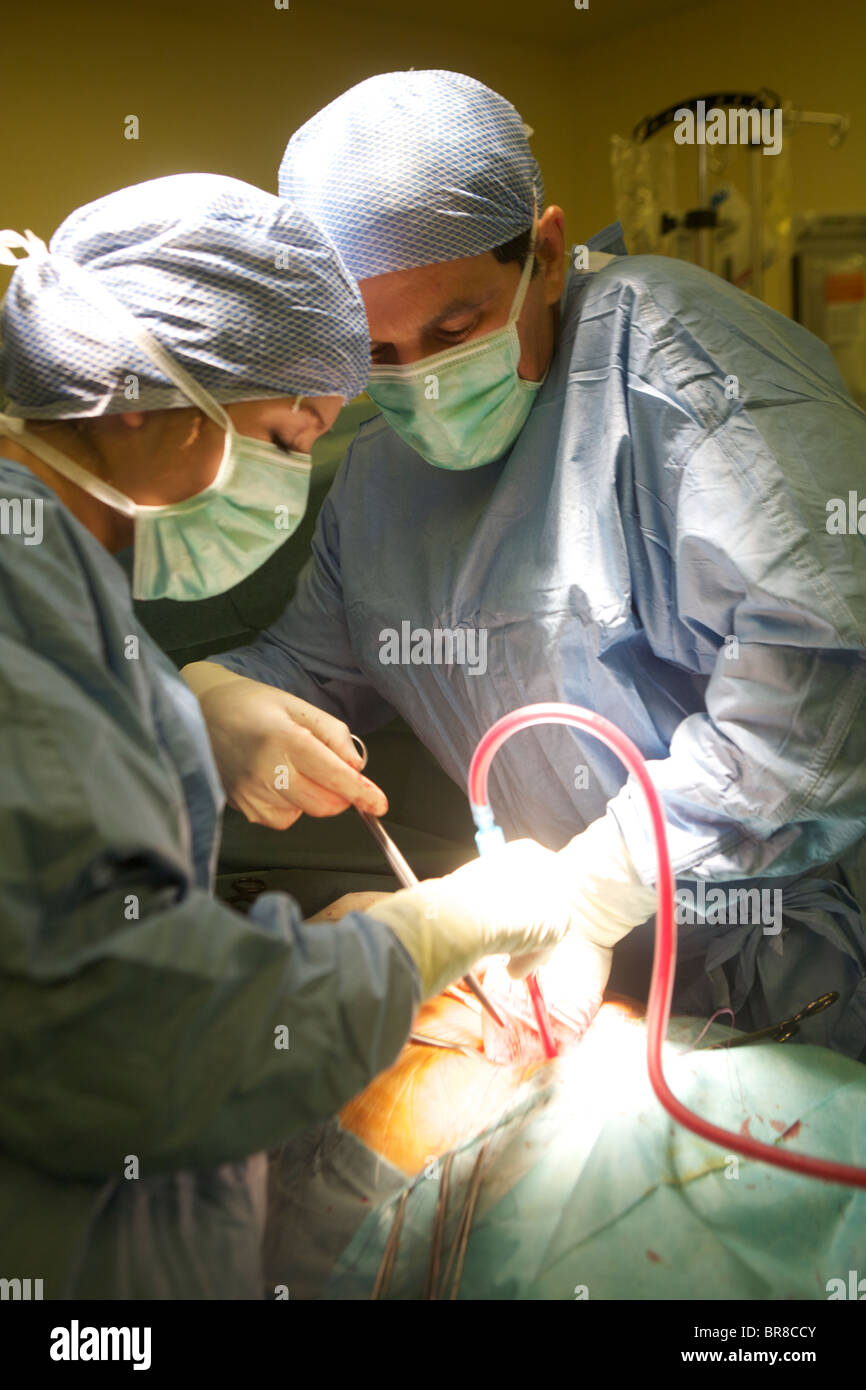 Operazione di urologia a Parigi la pubblica assistenza Ospedale San Luigi Foto Stock