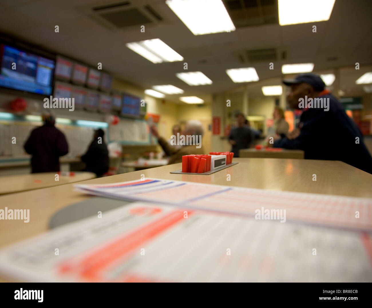 Ladbrokes store a Clapham Foto Stock