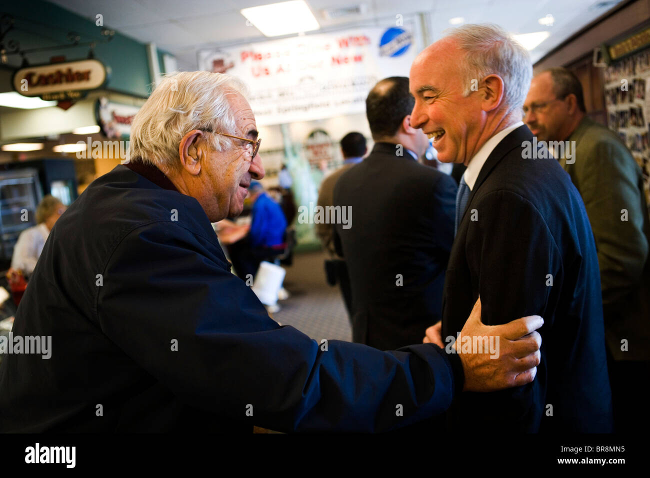 Congressman Joe Courtney (D-CT) ufficio ha vinto nelle elezioni di mid-term dal più piccolo margine di tutti i Dems ha Foto Stock