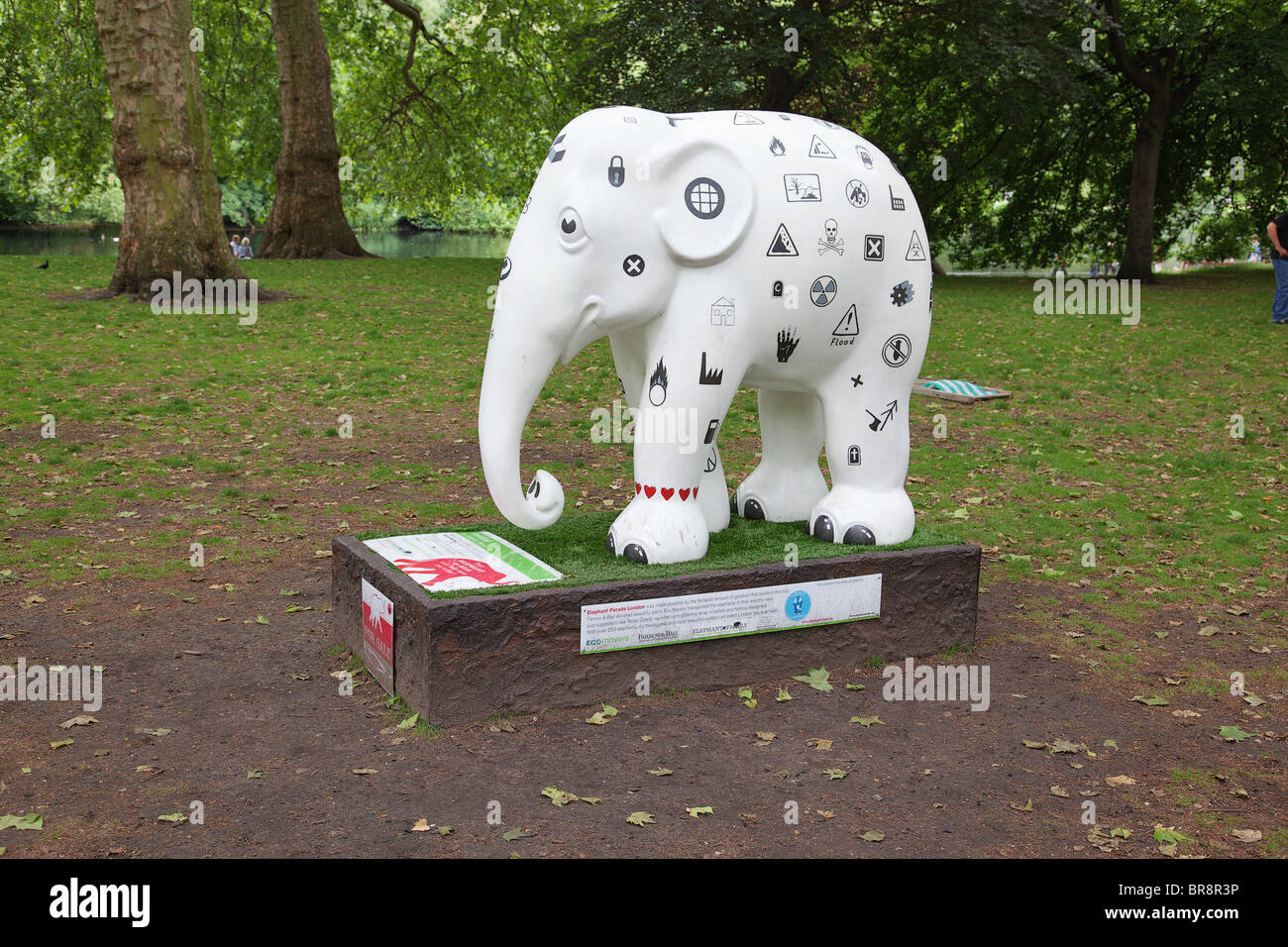 Elephant Parade London 2010 in St James Park Foto Stock
