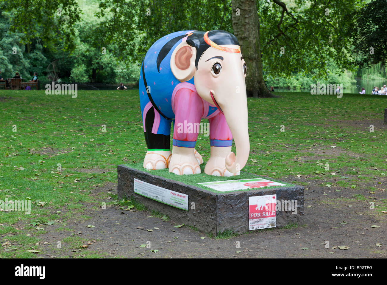 Elephant Parade London 2010 in St James Park Foto Stock