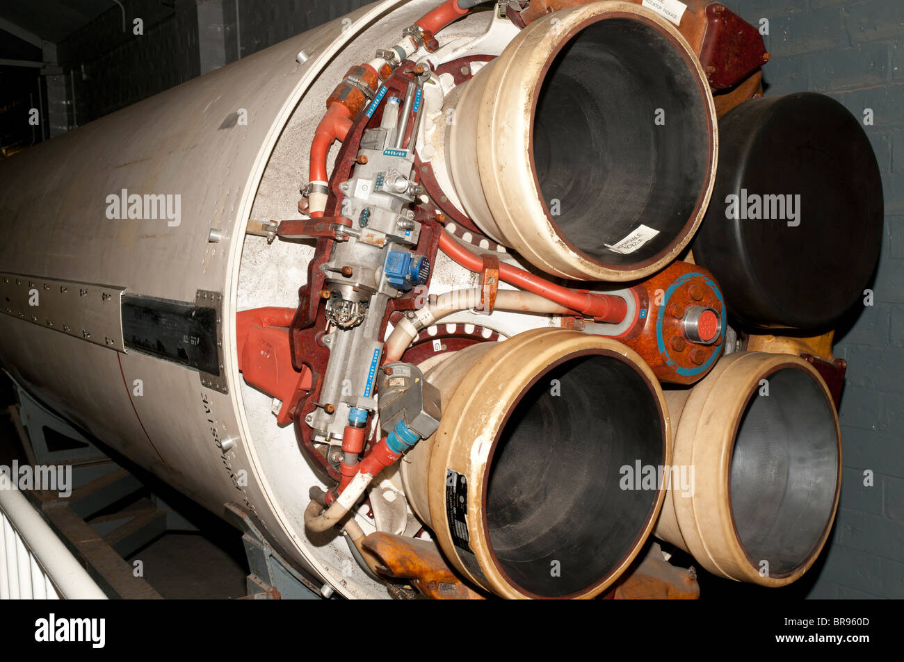 Razzo ugelli di scarico di un missile Polaris, Royal Navy Submarine Museum, Gosport, Portsmouth, Regno Unito Foto Stock