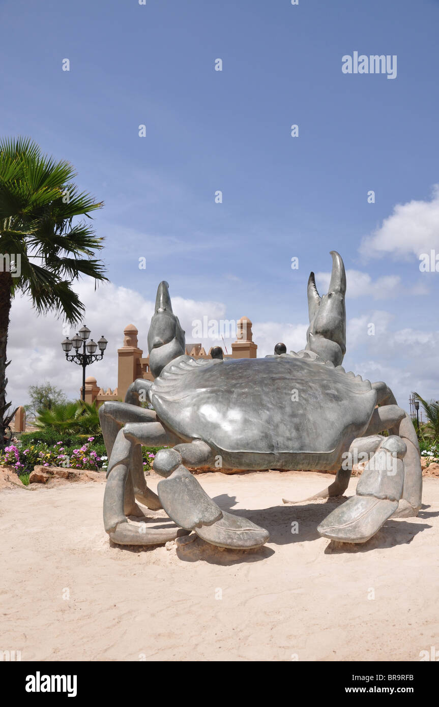 Modello di un granchio al di fuori del Club Hotel Riu Garopa, Sal, Capo Verde Foto Stock