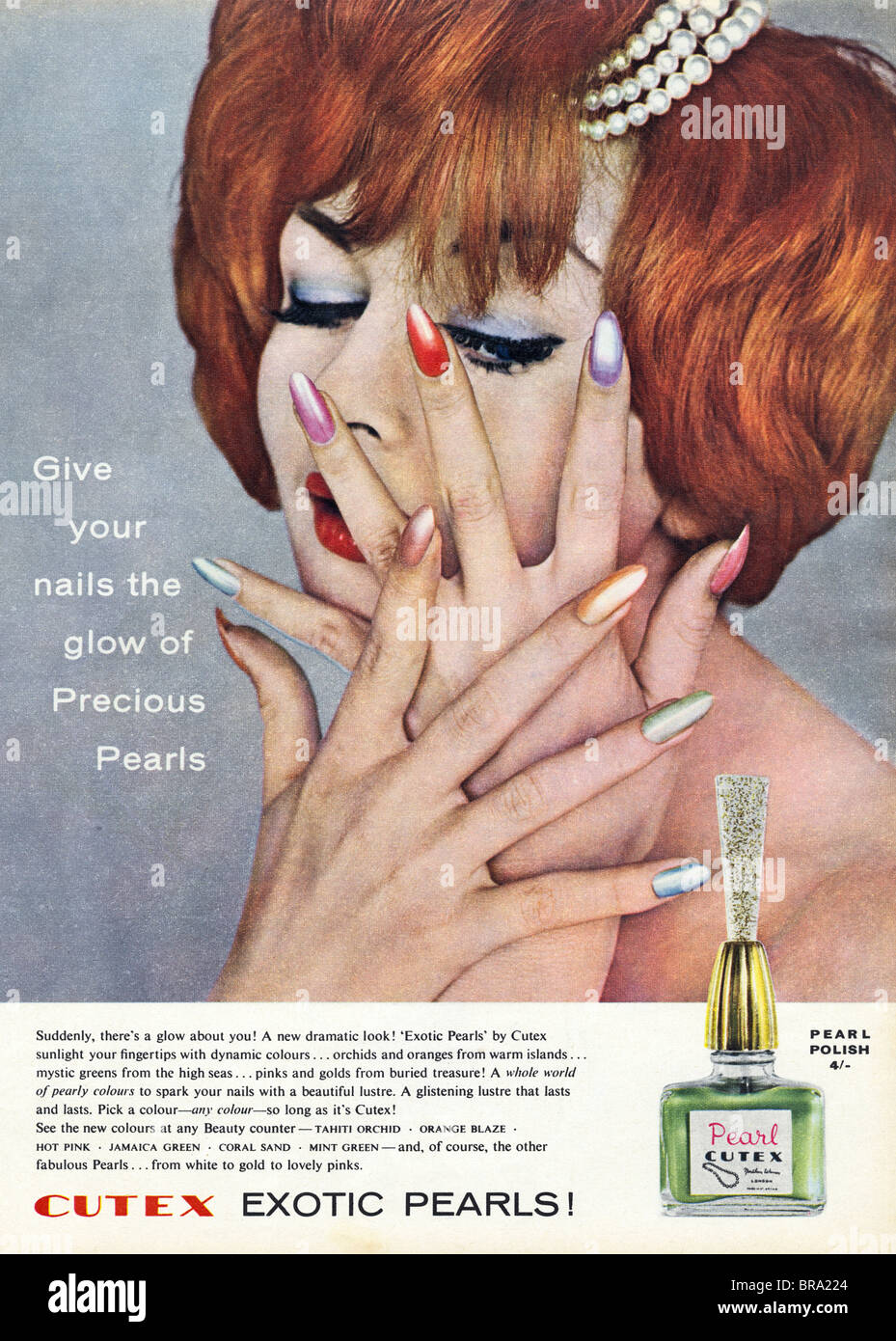 Annuncio di moda per Cutex Nail Polish circa 1959 Foto Stock