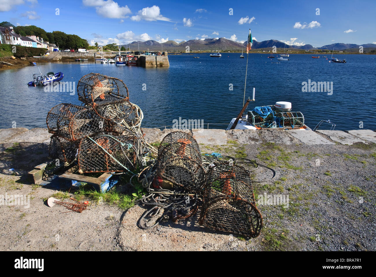 Lobster Pot, Roundstone, Connemara, nella contea di Galway, Irlanda Foto Stock