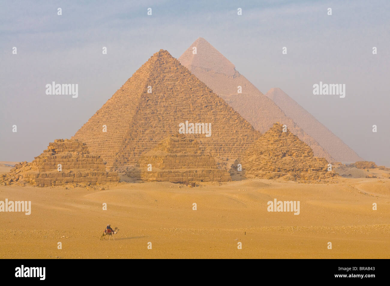 Le Piramidi di Giza, Sito Patrimonio Mondiale dell'UNESCO, il Cairo, Egitto, Africa Settentrionale, Africa Foto Stock