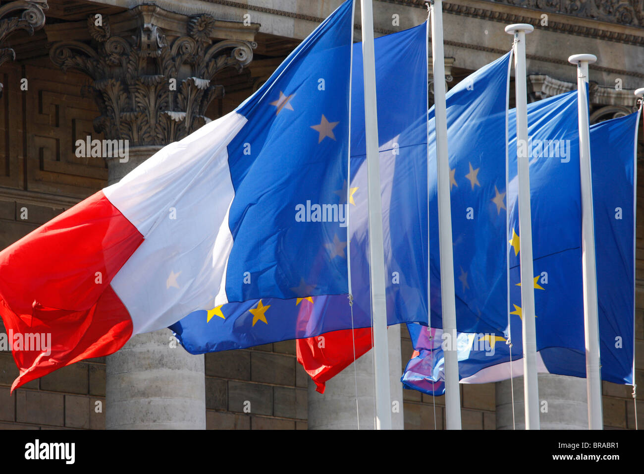 Francese e bandiere europee, Parigi, Francia, Europa Foto Stock