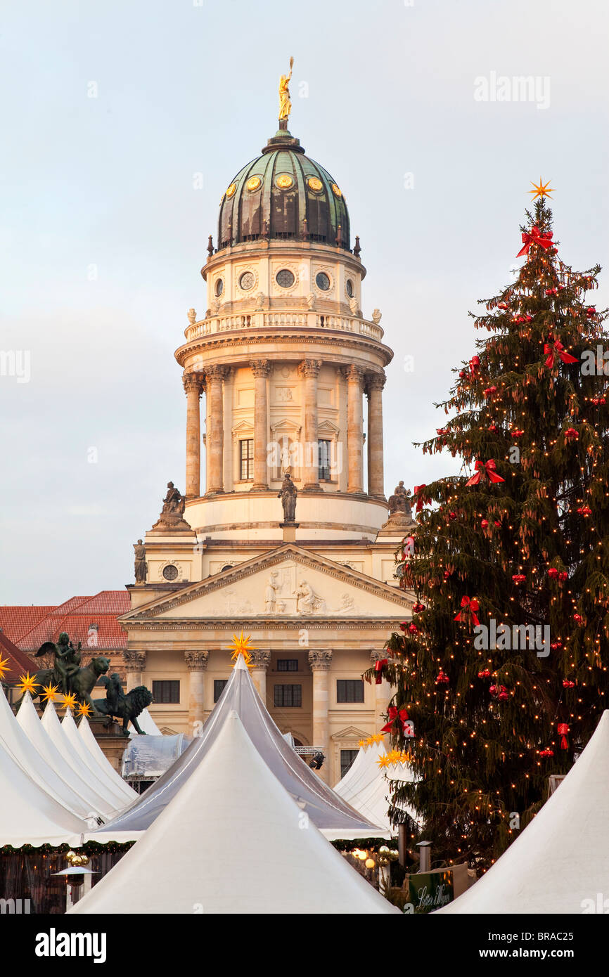 Tradizionale Mercatino di Natale in piazza Gendarmenmarkt, Berlino, Germania, Europa Foto Stock