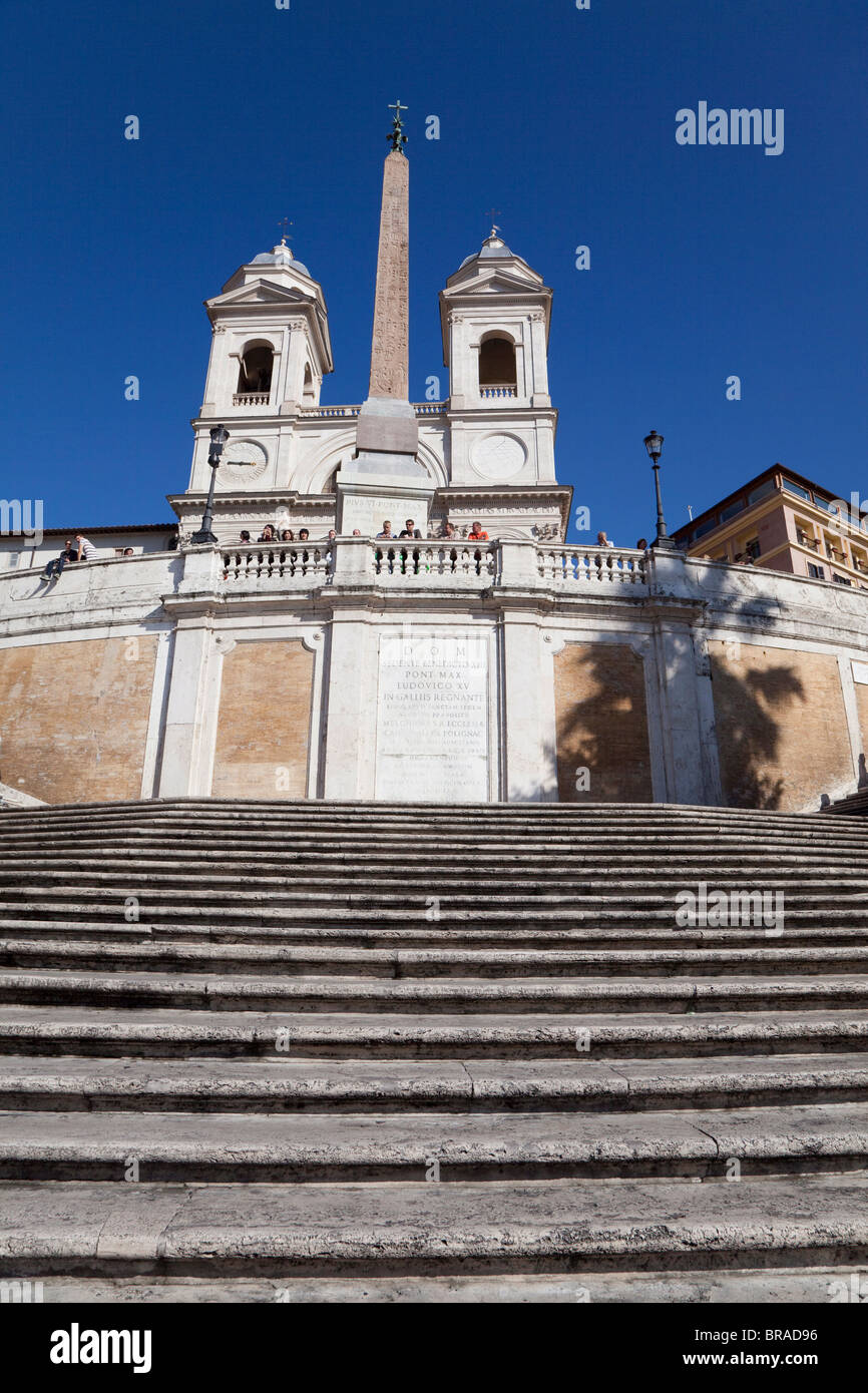 Scalinata di piazza di Spagna e Trinità dei Monti la chiesa di Roma, Lazio, l'Italia, Europa Foto Stock