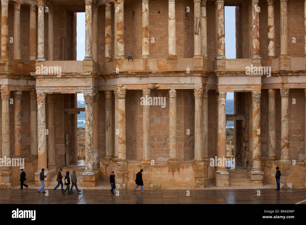 Il teatro della città vecchia di Sabratha, Sito Patrimonio Mondiale dell'UNESCO, Libia, Africa Settentrionale, Africa Foto Stock