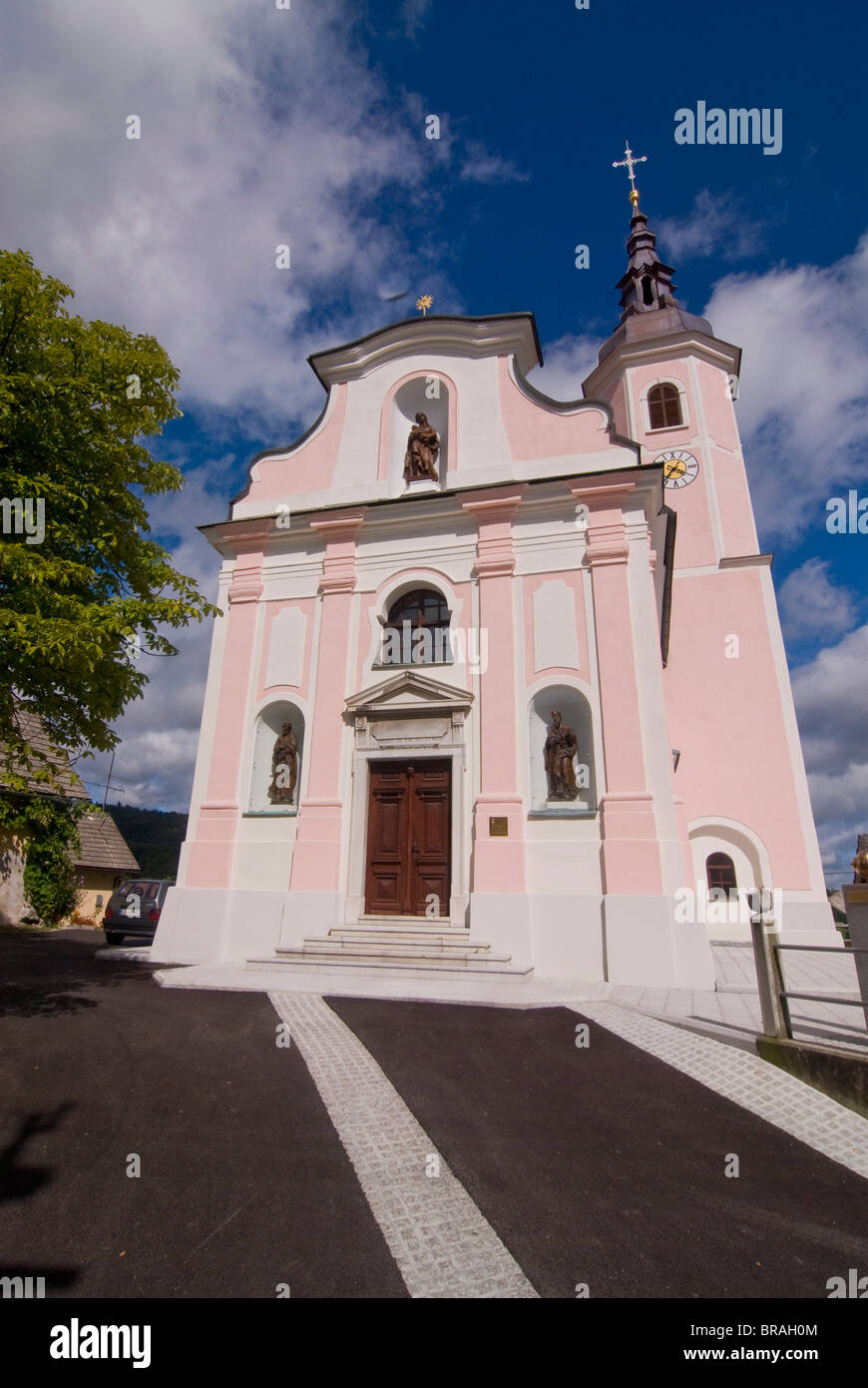 Piccola chiesa vicino Lublijana, Slovenia, Europa Foto Stock