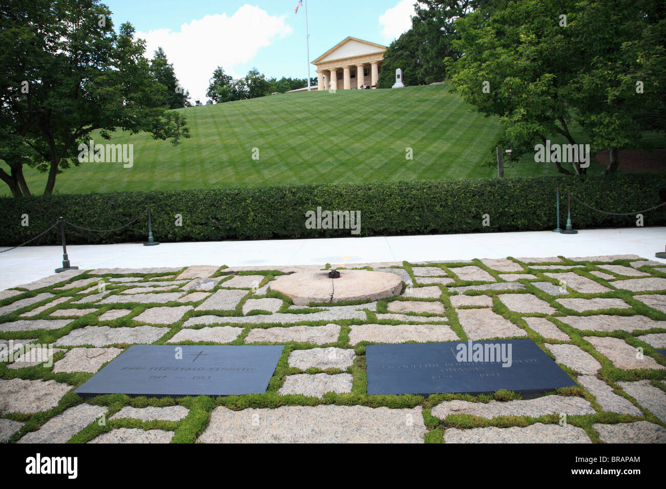 La fiamma eterna, Kennedy recinto, il Cimitero Nazionale di Arlington Arlington, Virginia, Stati Uniti d'America, America del Nord Foto Stock