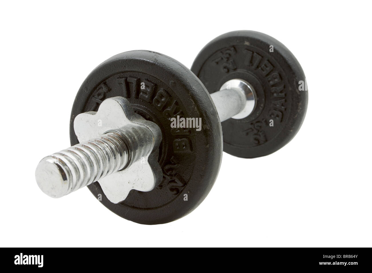 Una serie di isolati e nero cromato pesi isolato su uno sfondo bianco Foto Stock