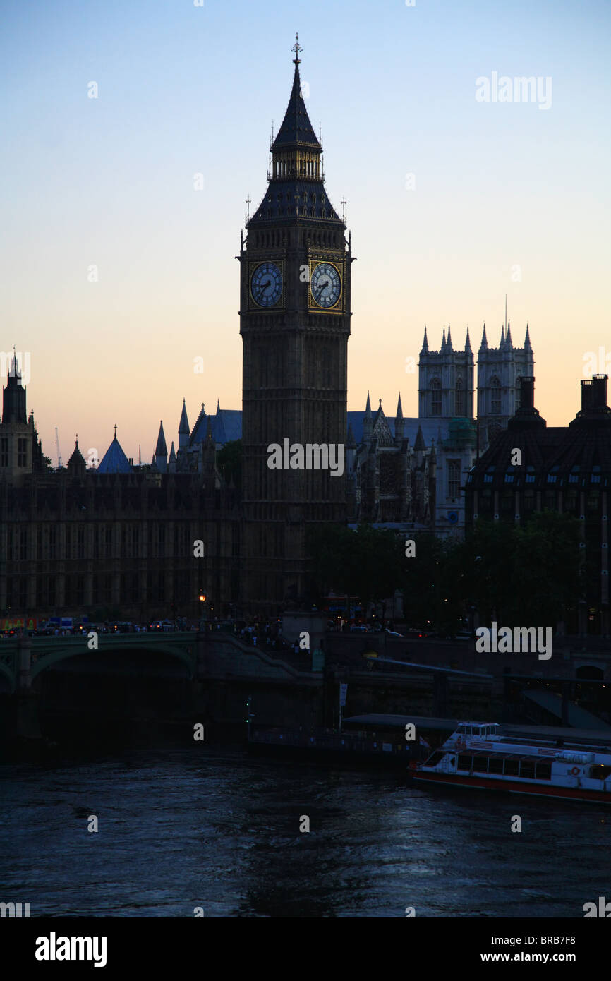 Silhouette di Big Ben Case del Parlamento a Londra Foto Stock
