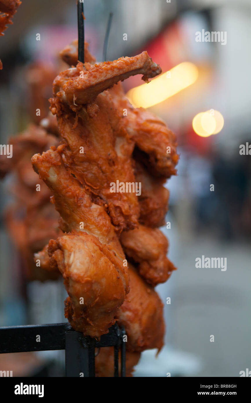 Pollo Tandoori su stick Foto Stock