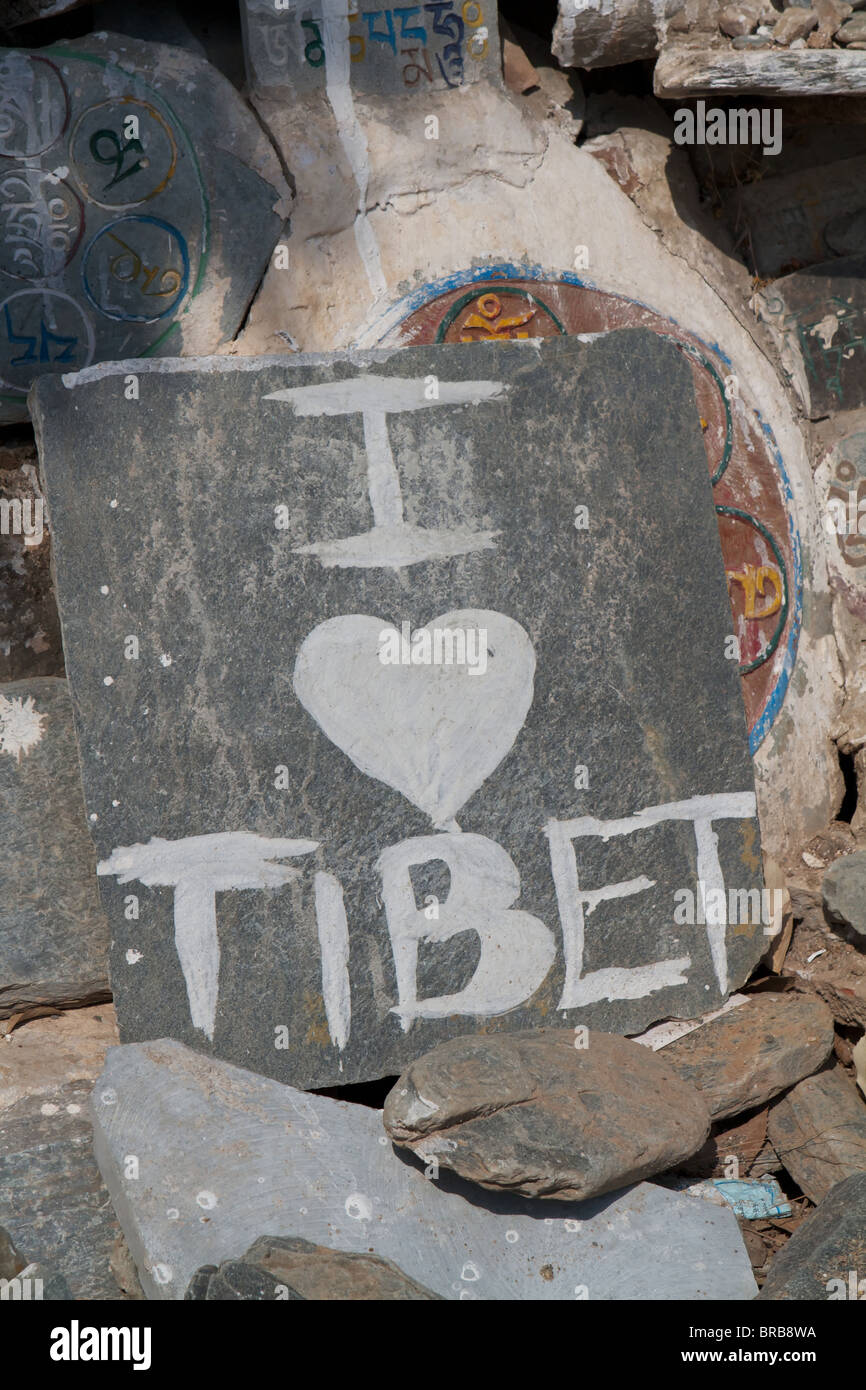 Segno io amo il Tibet su una pietra Foto Stock
