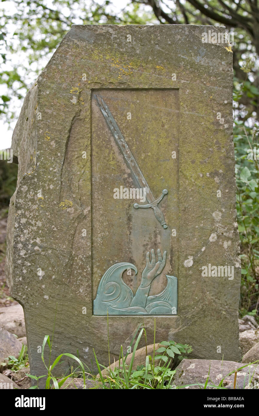 Memoriale al Signore di Alfred Tennyson eretta dai Tennyson Società a Bassenthwaite Lake, Lake District, Inghilterra Foto Stock