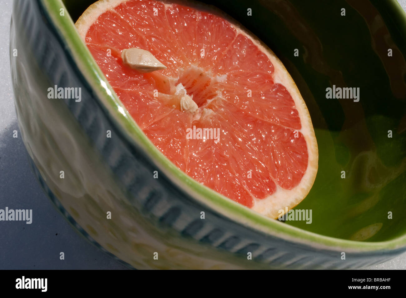 Pompelmo semi in una ciotola Foto Stock