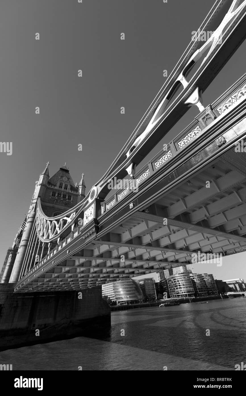 Il Tower Bridge di Londra, Inghilterra. Foto Stock