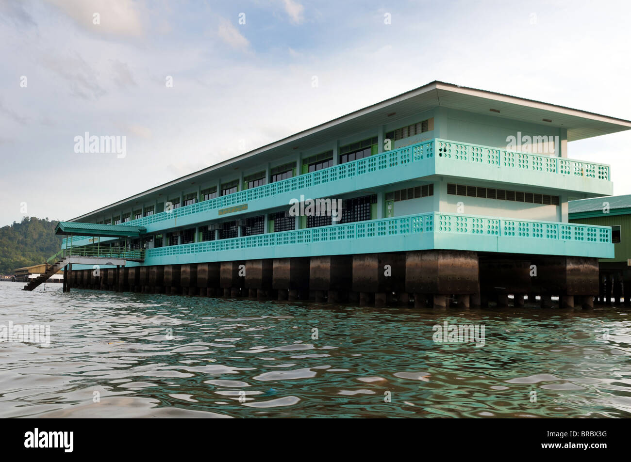 Scuola nel villaggio di acqua in Bandar Seri Begawan, Brunei Foto Stock