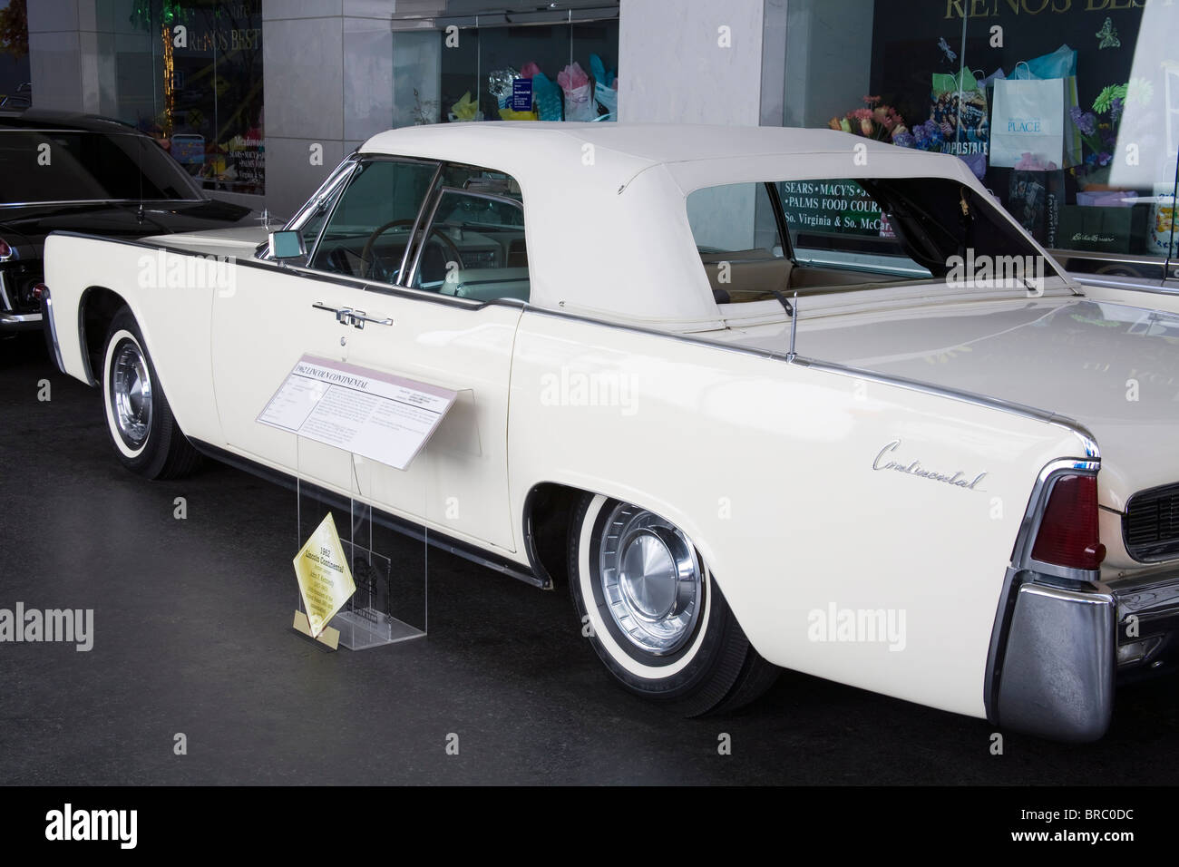 Presidente Kennedy 1962 Lincoln Continental presso il Museo Nazionale dell'Automobile, Reno, Nevada, STATI UNITI D'AMERICA Foto Stock