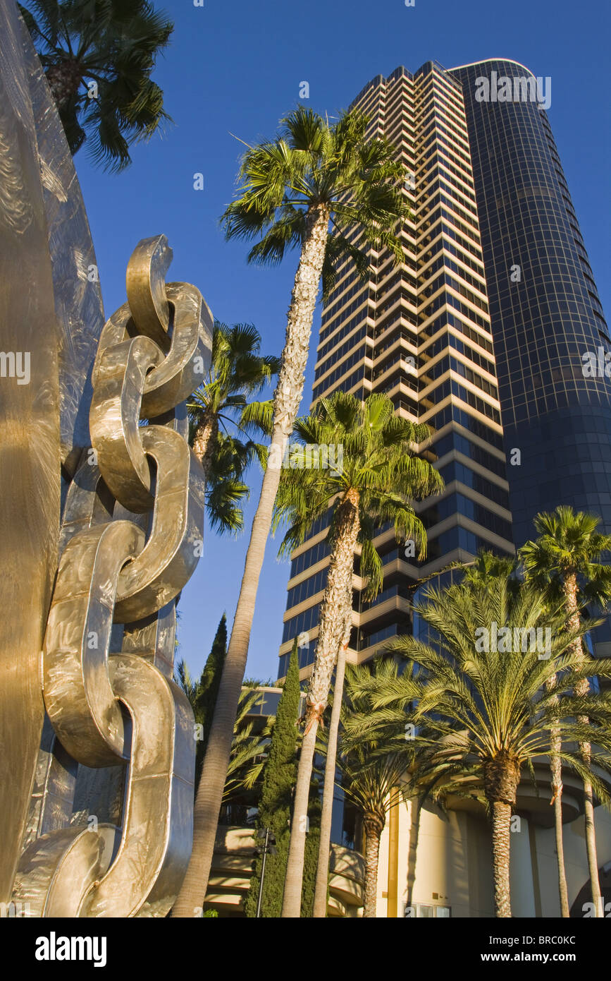 Rompere le catene scultura di Melvin Edwards, San Diego, California, Stati Uniti d'America Foto Stock