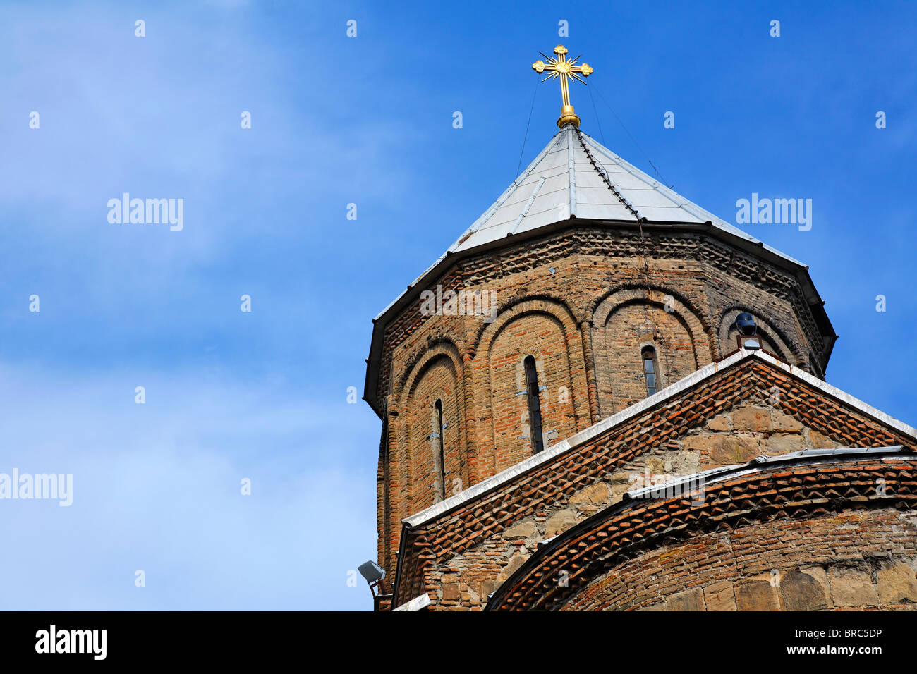 Chiesa di Metekhi, Avlabari, Tbilisi, Georgia Foto Stock