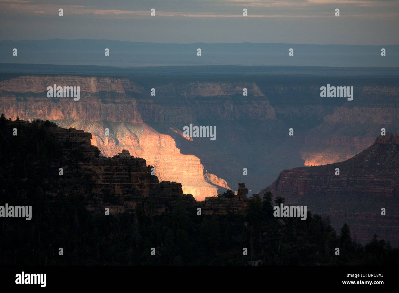 Sunrise al Grand Canyon North Rim, Arizona, Stati Uniti d'America Foto Stock
