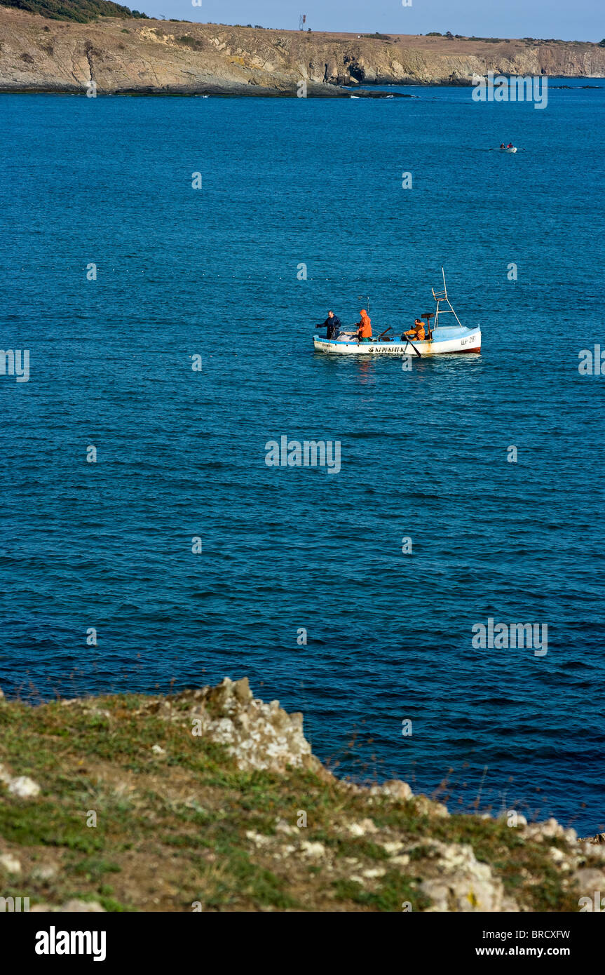 I pescatori reti da traino Sinemorets Bulgaria meridionale del Mar Nero Foto Stock