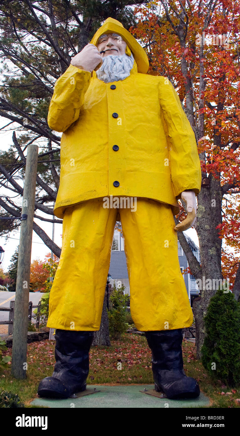 Pescatore gigantesca statua in Boothbay Harbor Maine Foto Stock