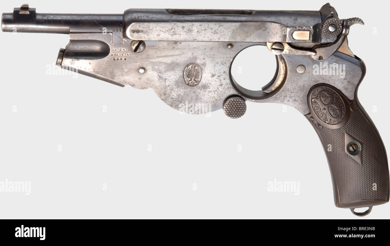 Un Bergmann mod. 1896 No. 2, calibro 5 mm Bergmann, no 1945. Foro luminoso. Con estrattore. Cinque colpi. Marchio di prova: Corona doppia/'U'. Brevetto sul lato sinistro del telaio e logo ovale della società con nana e iscrizione circolare 'Gaggenau V.C.S. Suhl". Originale bluing macchiato. Piccole parti con poco sforzo, spotty. Pannelli in gomma dura nera. Anello per cordino. Buone e ottime condizioni generali, possono essere migliorate con una pulizia delicata. Erwerbsscheinpflichtig. Storico, storico, 19th secolo, pistola civile, pistole civili, palmari, armi da fuoco, armi da fuoco, armi da fuoco, armi da fuoco, armi da fuoco, Foto Stock