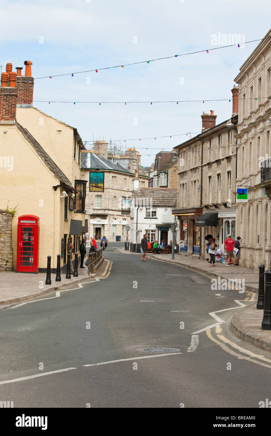 Vista lungo Swanage High Street, Dorset, Regno Unito Foto Stock