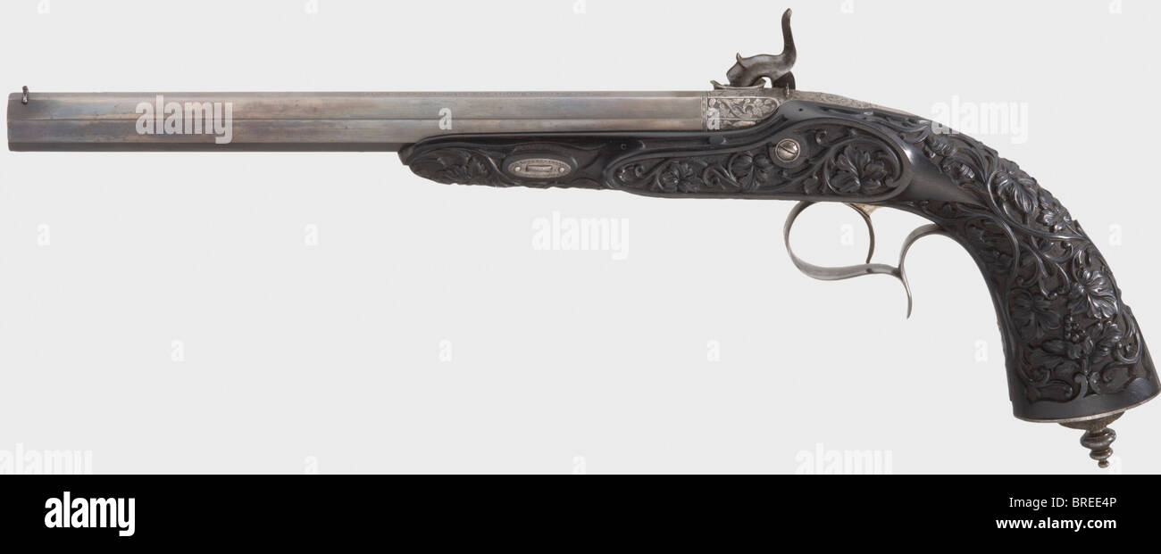 Un bel paio di pistole a percussione, Gastinne Renette, Parigi, circa 1850. Canne ottagonali, fori finemente rigati in calibro 10 mm con brache brevettuali e punti di vista in ferro. Sulle cime del barile la firma incisa 'par Gastinne Rennete arq del'Empereur a Paris'. Tanghi numerati rispettivamente '1' e '2'. Serrature a percussione cesellate con motivi floreali e mobili in ferro. Stock di ebano scolpiti con frondosa decorazione della vite in rilievo. Lunghezza di ogni 42 cm. In una cassa di legno rivestita di velluto con accessori completi. Dimensioni 46,5 x 25 x 7 cm. Gastinne Renette, Parigi, Menti, Foto Stock Un bel paio di pistole a percussione, Gastinne Renette, Parigi, circa 1850. Canne ottagonali, fori finemente rigati in calibro 10 mm con brache brevettuali e punti di vista in ferro. Sulle cime del barile la firma incisa 'par Gastinne Rennete arq del'Empereur a Paris'. Tanghi numerati rispettivamente '1' e '2'. Serrature a percussione cesellate con motivi floreali e mobili in ferro. Stock di ebano scolpiti con frondosa decorazione della vite in rilievo. Lunghezza di ogni 42 cm. In una cassa di legno rivestita di velluto con accessori completi. Dimensioni 46,5 x 25 x 7 cm. Gastinne Renette, Parigi, Menti, Foto Stock