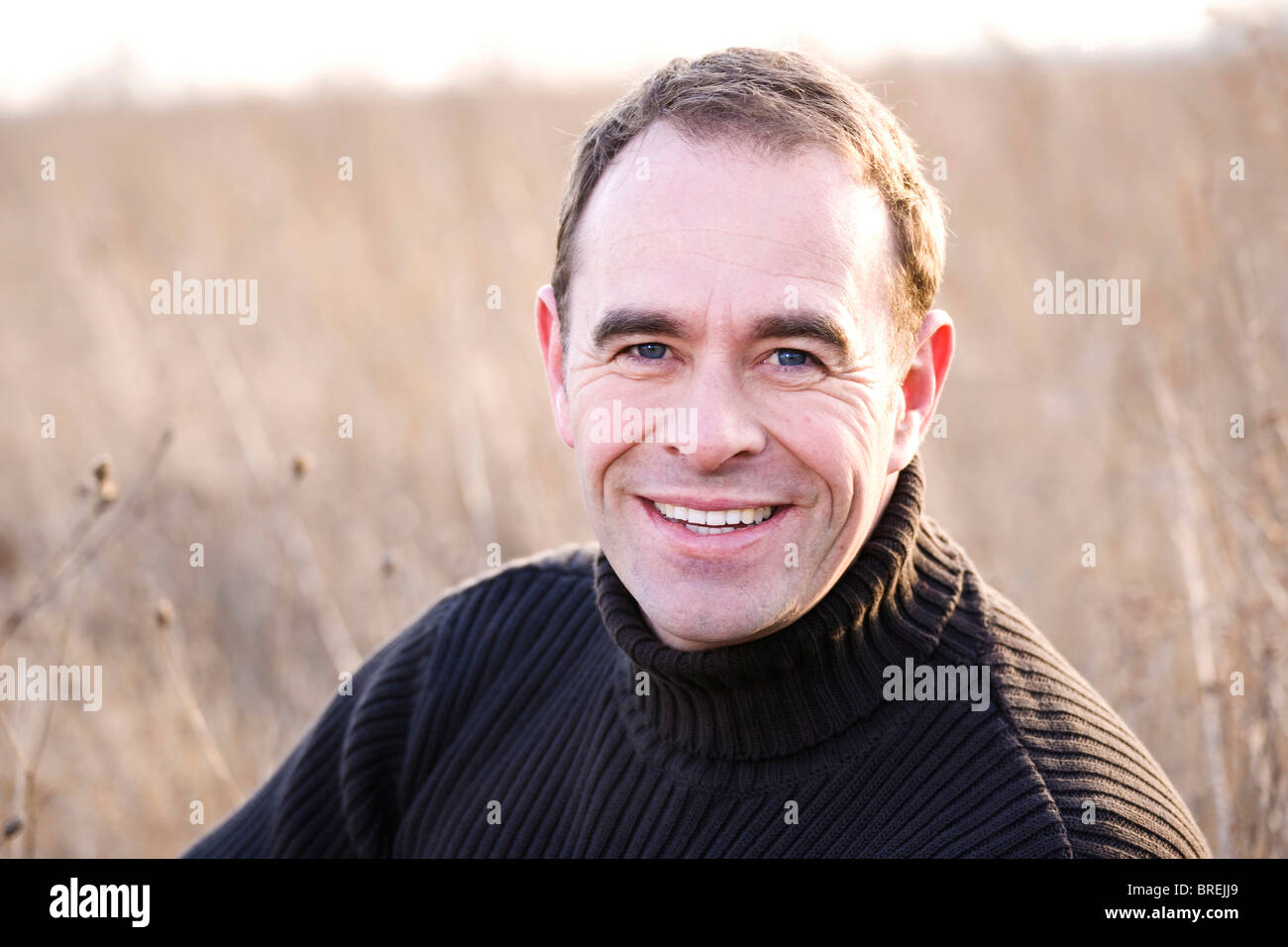 Ritratto di un uomo sorridente Foto Stock