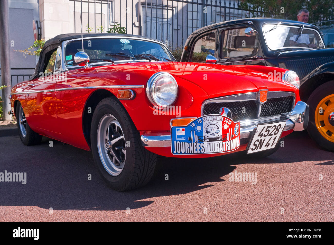 British degli anni settanta MGB GT auto classica - Francia. Foto Stock