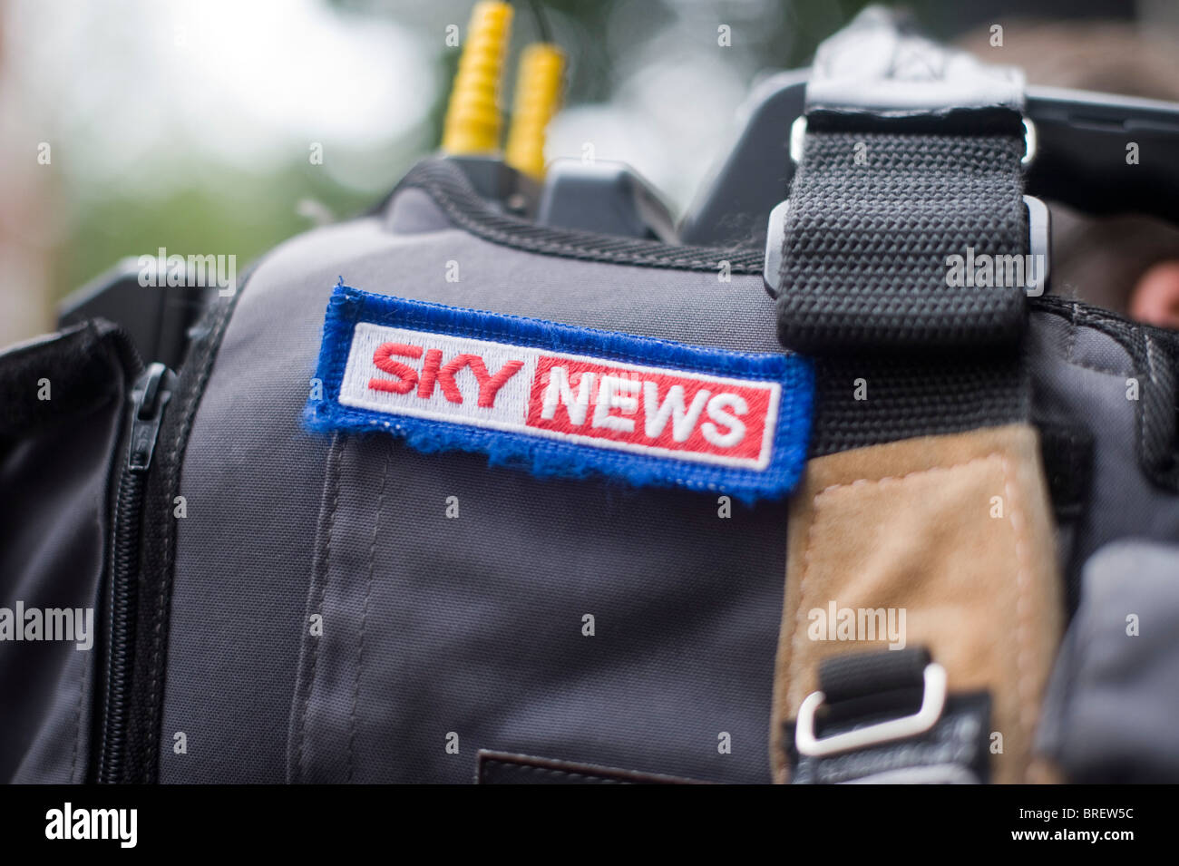Sky news le riprese della telecamera a Londra dettaglio con Sky News logo Foto Stock
