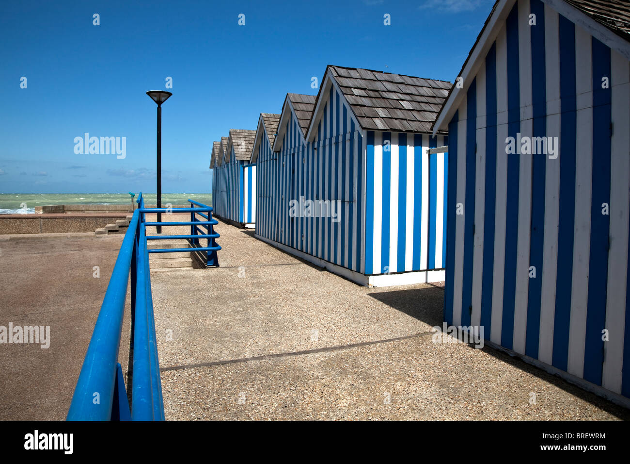 Cabine sulla spiaggia, a Saint-Valery-en-Caux, Alta Normandia, Francia Foto Stock